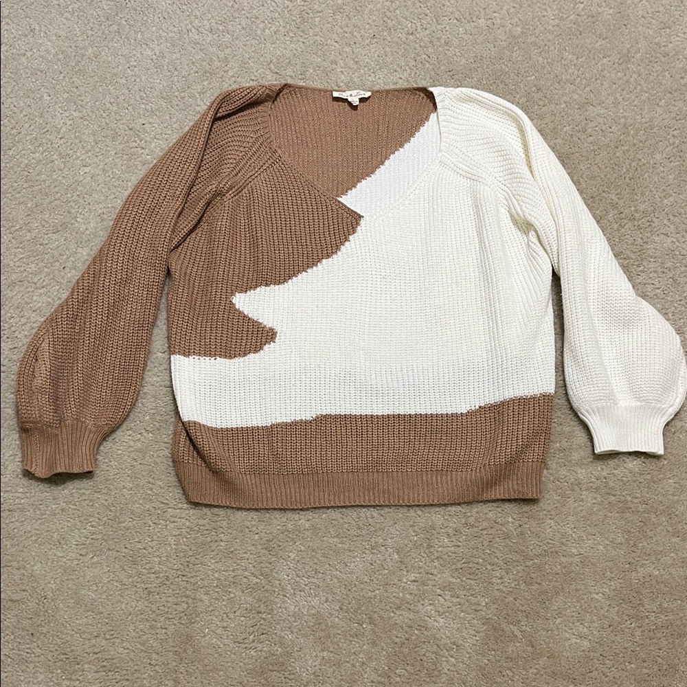 Colorblock V-Neck Sweater in Brown and Cream
